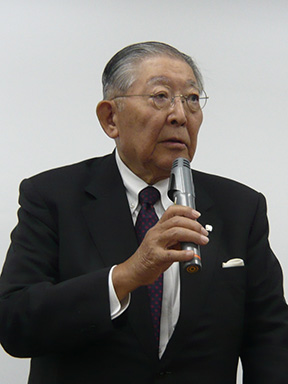 開会挨拶 QIAJ会長 竹内敏晃